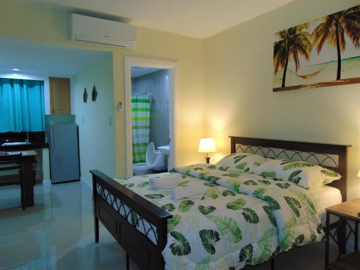 Coco Cabana Apartelle Panglao 3*,